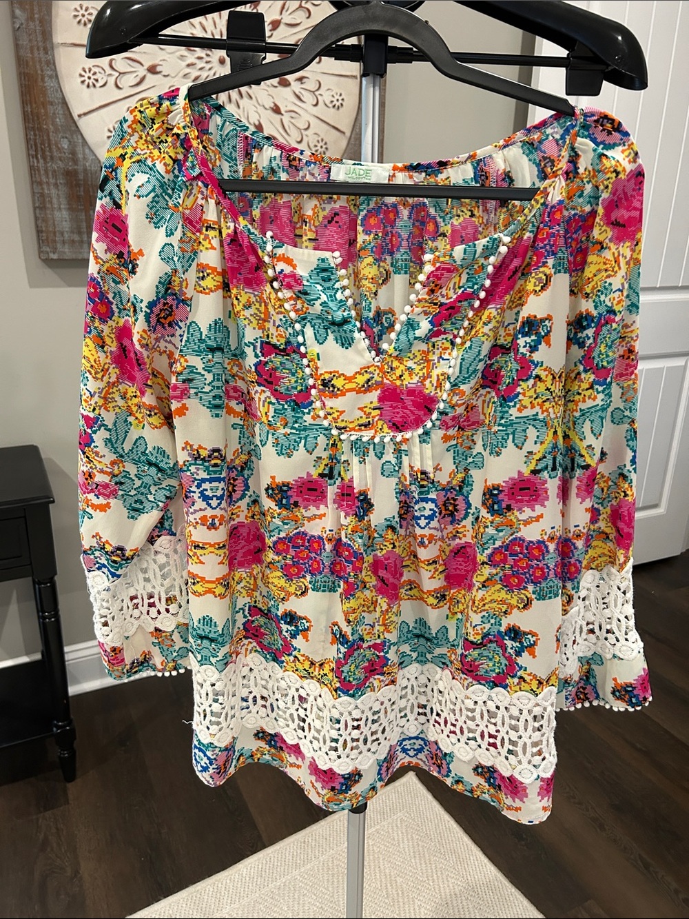 Jade Melody Tam Floral Crochet-Trim Peasant Blouse / Multicolor/Size Medium BOHO